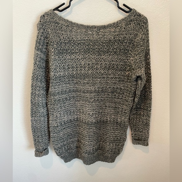 Sun & Shadow Green Mixed Stitch Women’s Small Green Crew Neck Pull Over Sweater - Picture 10 of 10